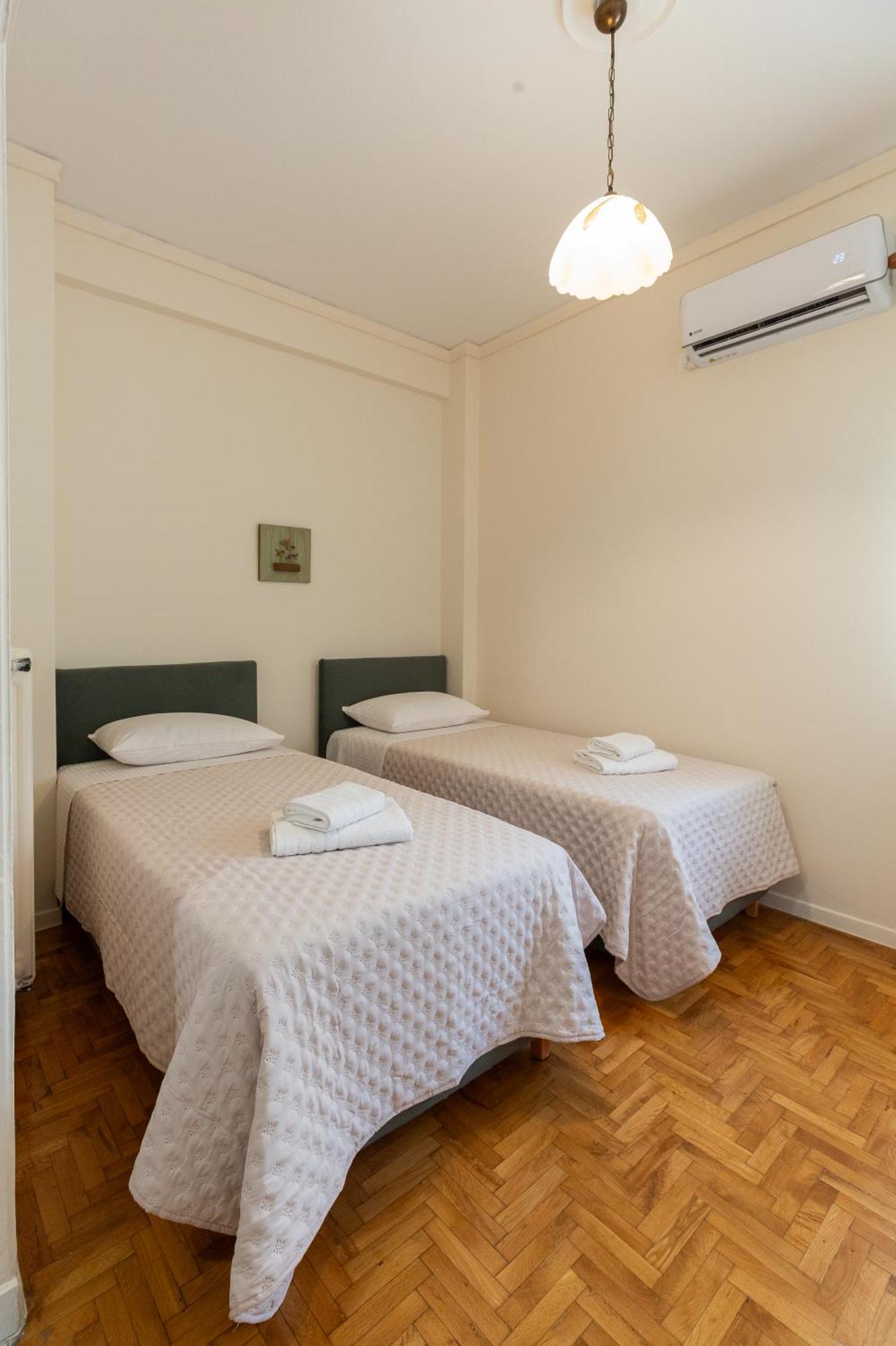 Ferienwohnung Olvios Attiki Metro Athen Exterior foto